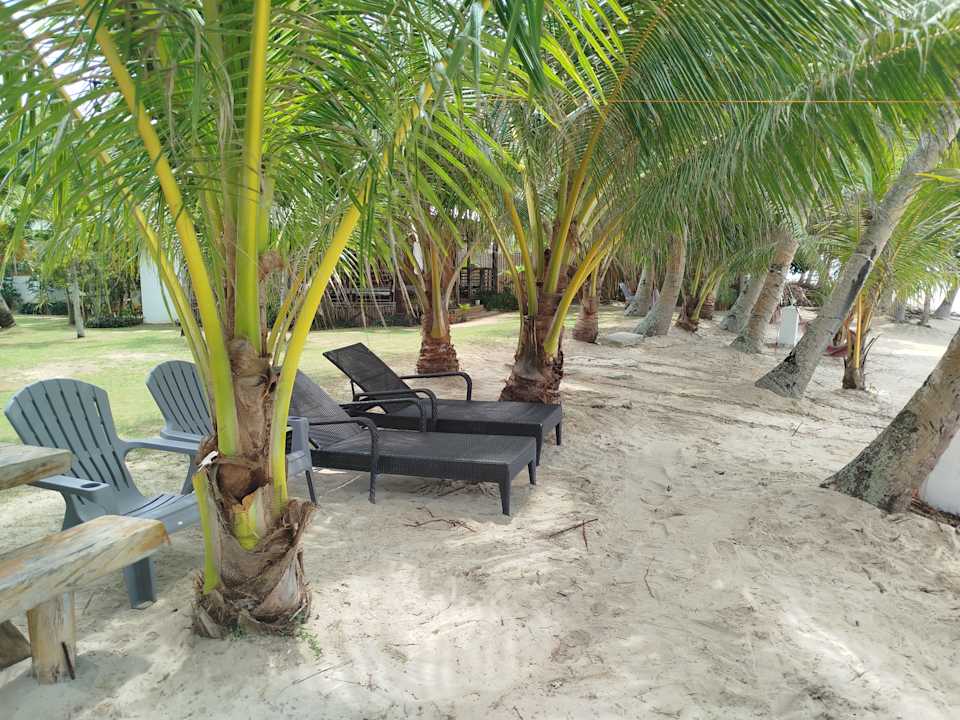 Strand Charisma Beach Resort