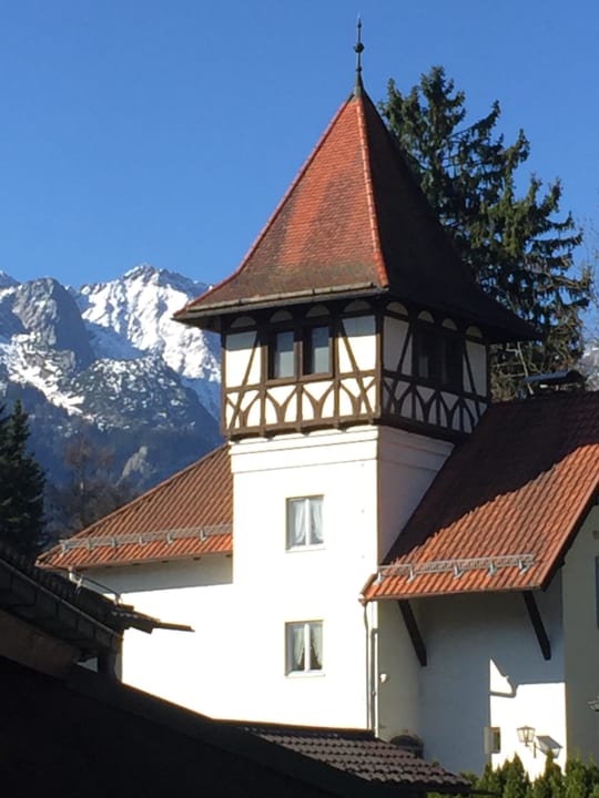 Ausblick vom Zimmer HYPERION Hotel Garmisch-Partenkirchen