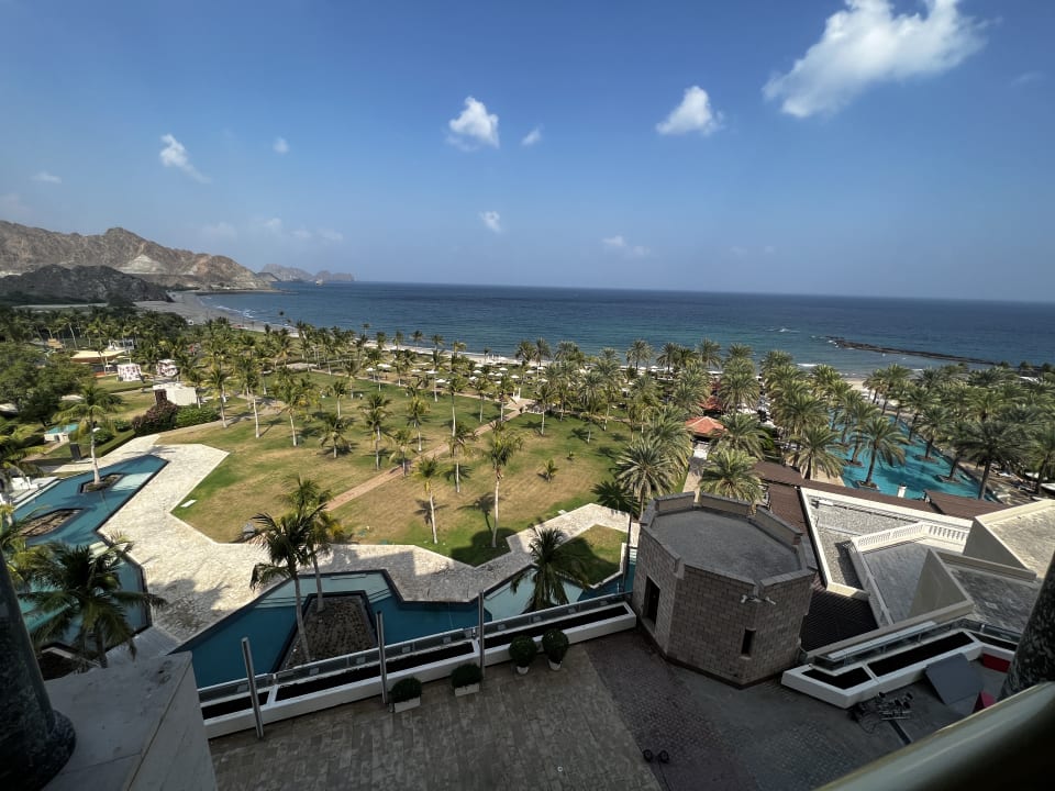 Gartenanlage Al Bustan Palace - A Ritz-Carlton Hotel