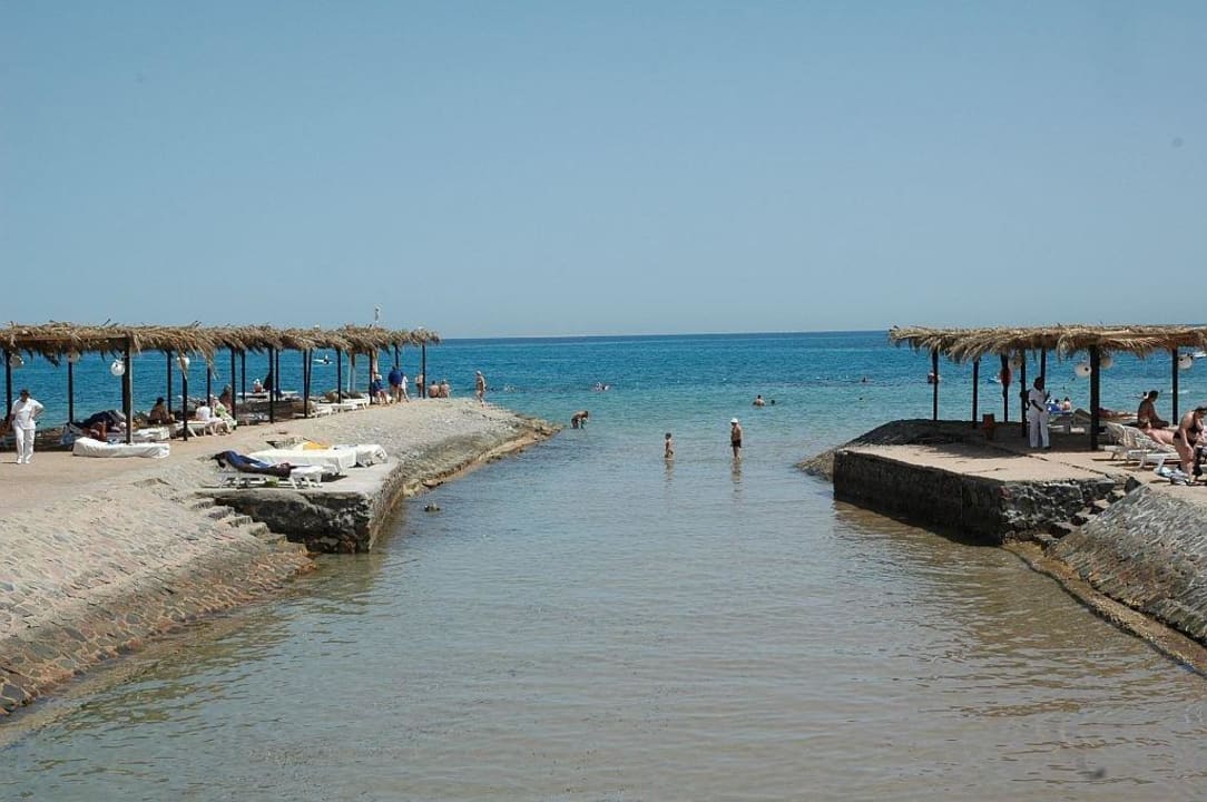 Przejście między hotelami jasmine i ali baba Ali Baba Palace Resort