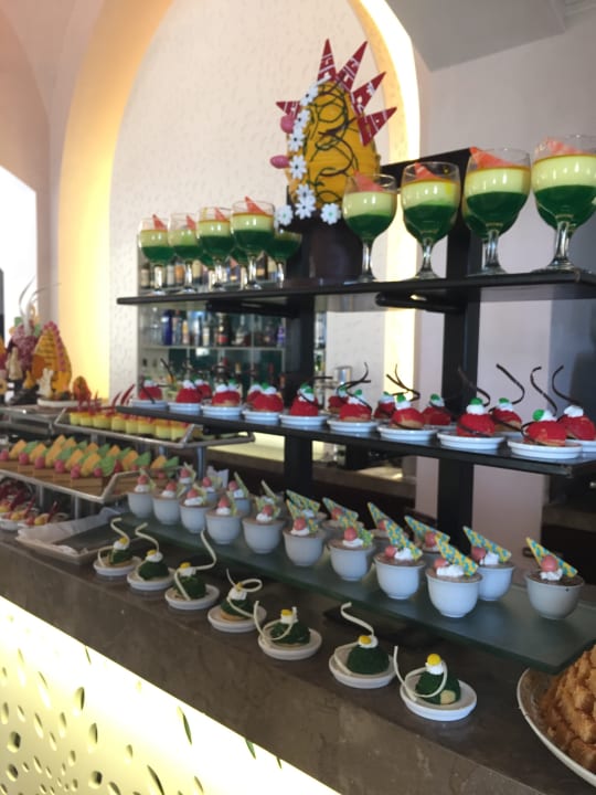 Gastro Salalah Rotana Resort