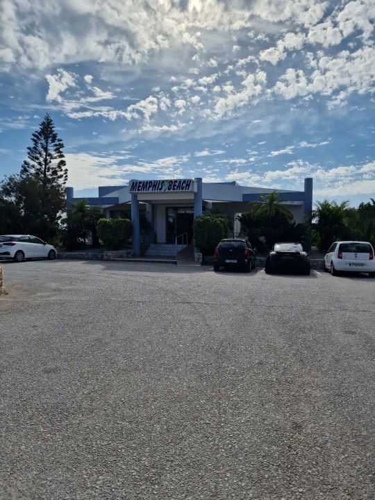 Außenansicht Hotel Memphis Beach