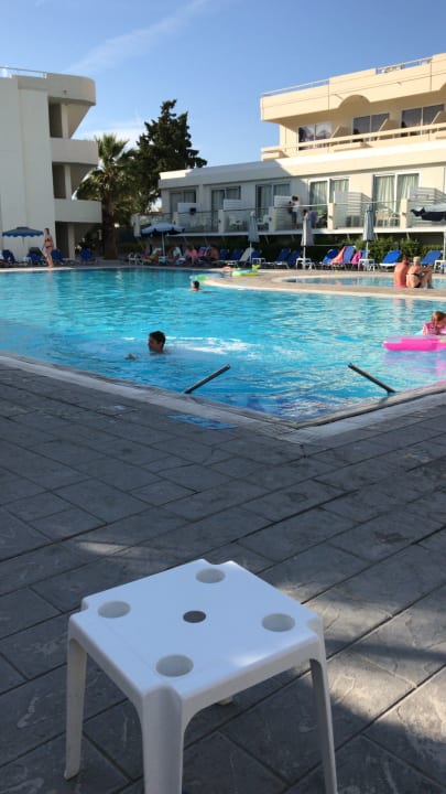 Pool Delfinia Resort