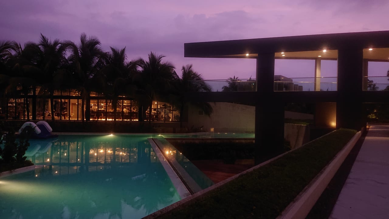 Pool La Vela Khao Lak