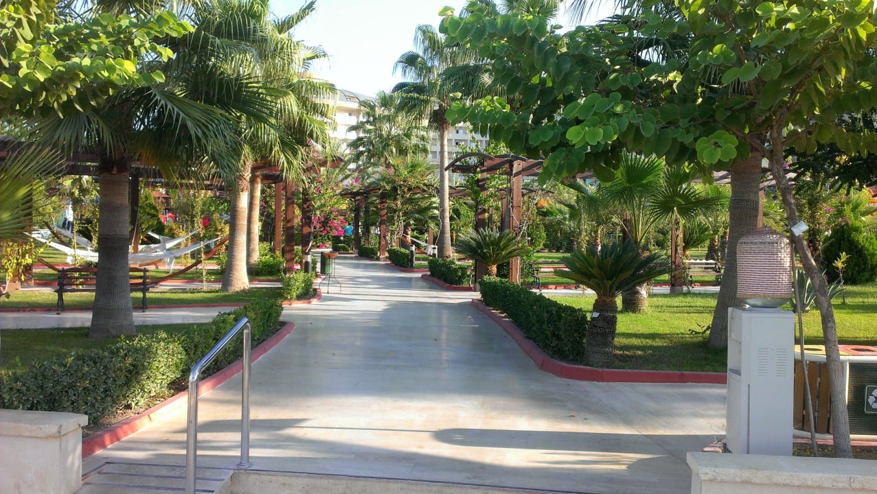 Gartenanlage Saphir Resort & Spa