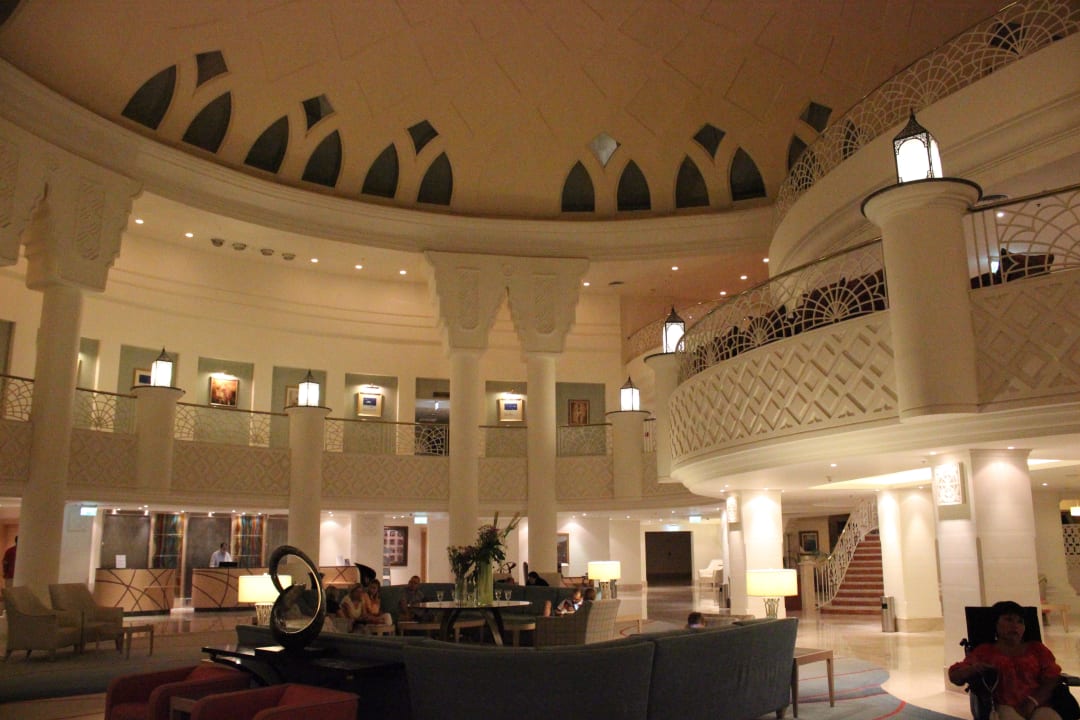 Lobby Old Palace Resort