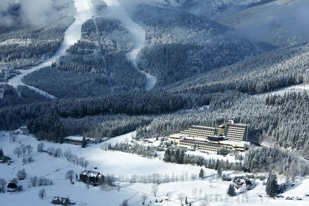 Außenansicht Orea Resort Horal