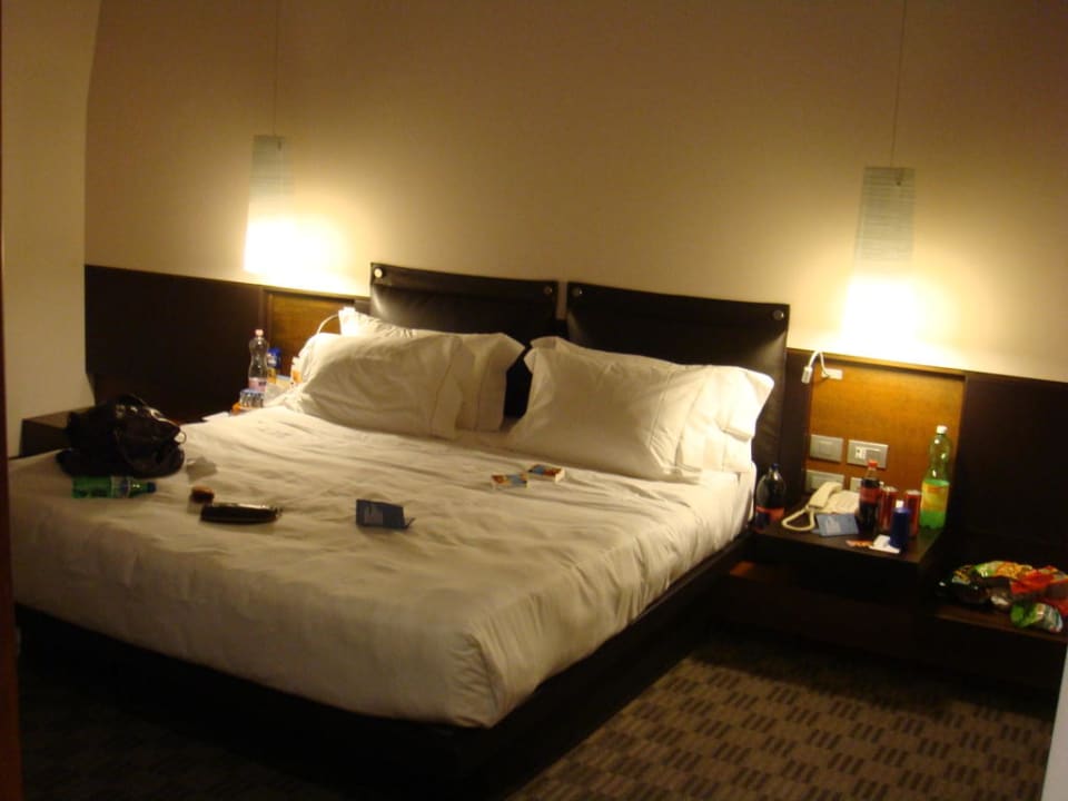 Das tolle Bett in der Suite NH Collection Milano Touring