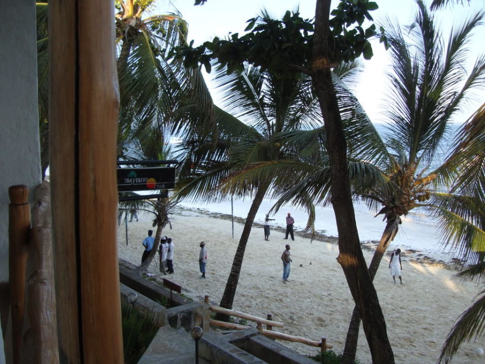 Blick vom Balkon Travellers Beach Hotel & Club