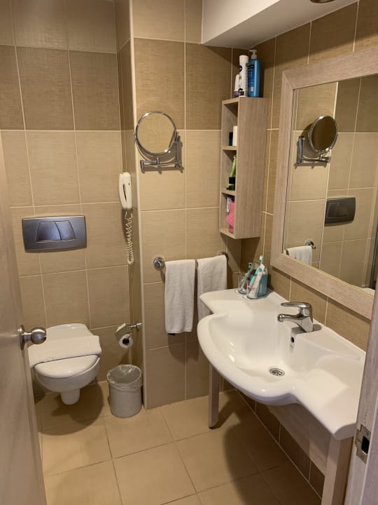 Zimmer Side Breeze Hotel