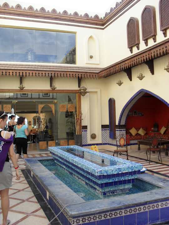 Fontanna Hotel El Faraana Reef Resort