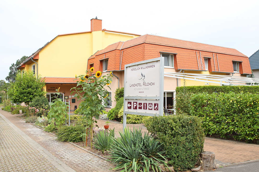 Außenansicht Landhotel Felchow