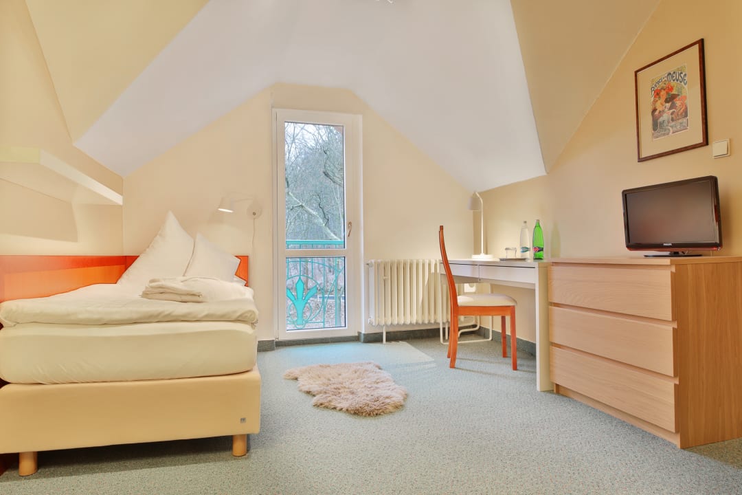 Zimmer Hotel Villa Regent