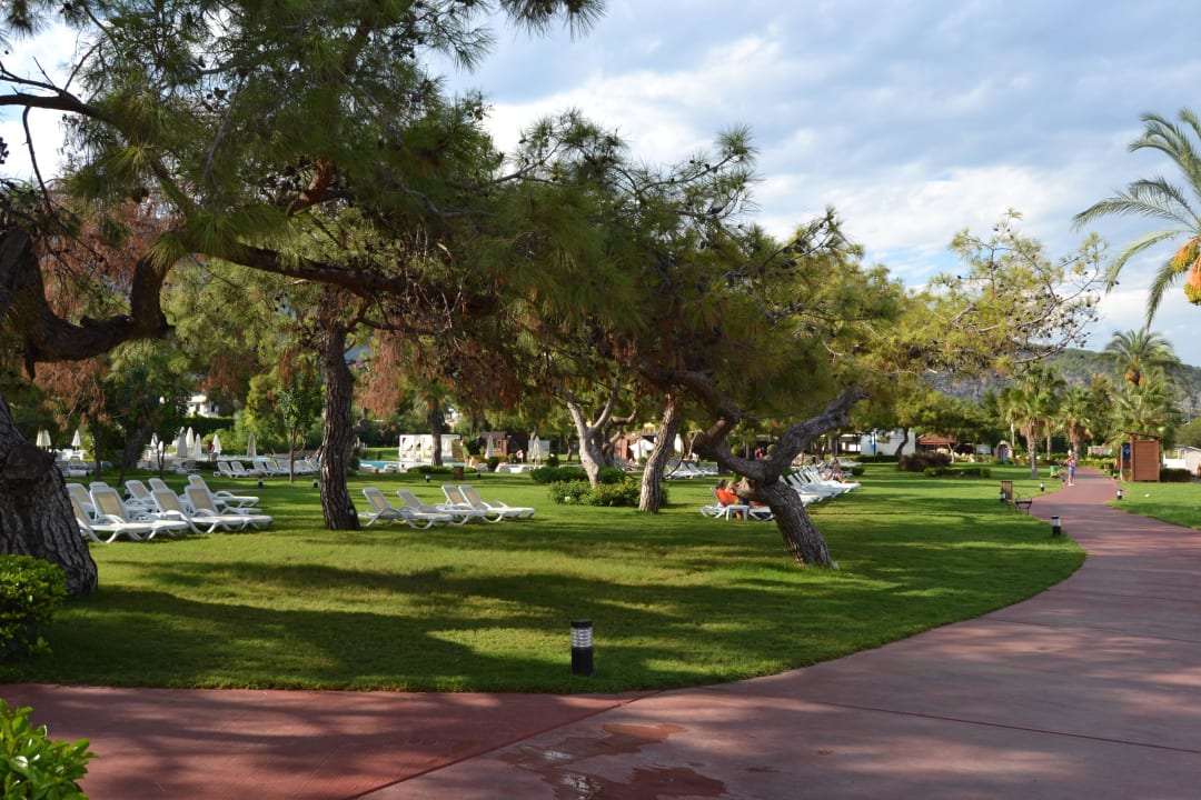 Gartenweg TUI MAGIC LIFE Beldibi +16