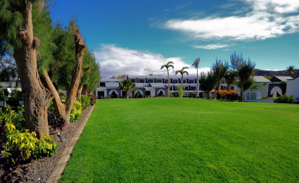 Gartenanlage R2 Romantic Fantasia Suites - Adults only