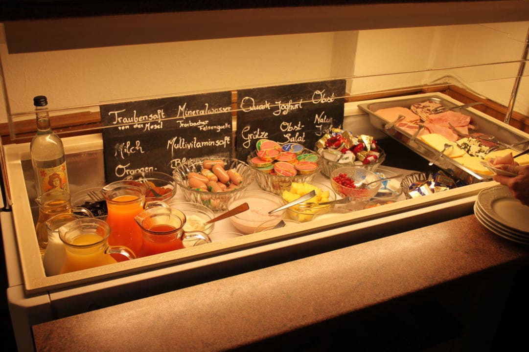 Frühstücksbuffet Weinhaus-Hotel Gräffs-Mühle