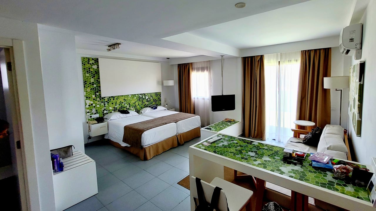 Zimmer Hotel LIVVO Anamar Suites