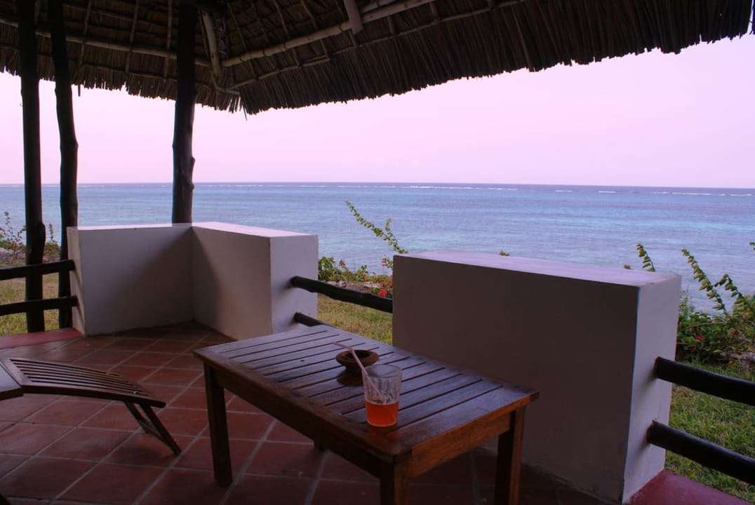 Terrasse unseres Zimmers Karafuu Beach Resort & Spa