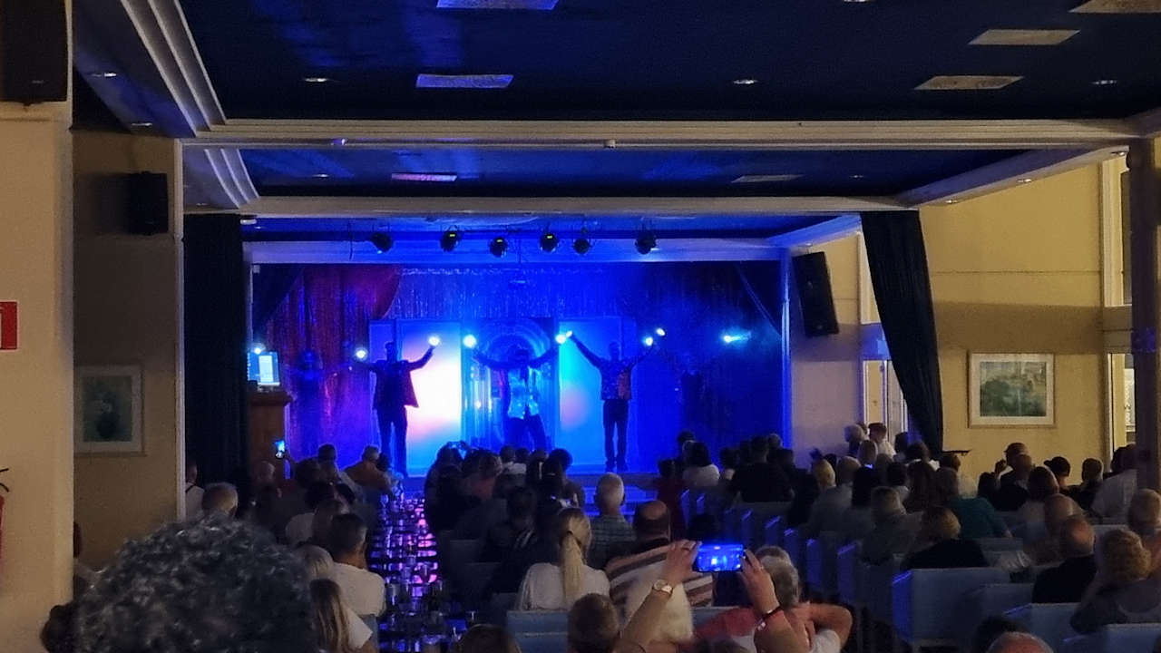 Sport & Freizeit Hotel Riu Oliva Beach Resort