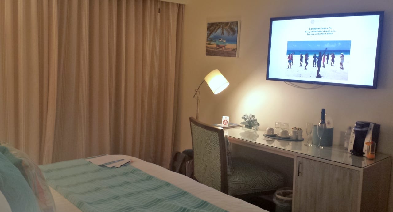 Zimmer Sea Breeze Beach House - All Inclusive