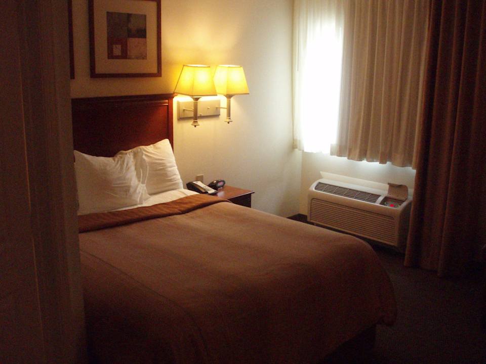 Bett Candlewood Suites Ft Myers I-75