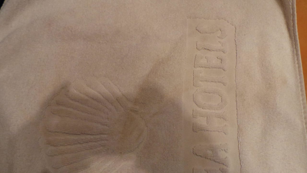 Sowas dreckiges da möchte man sich nicht mit abtro Grand Makadi