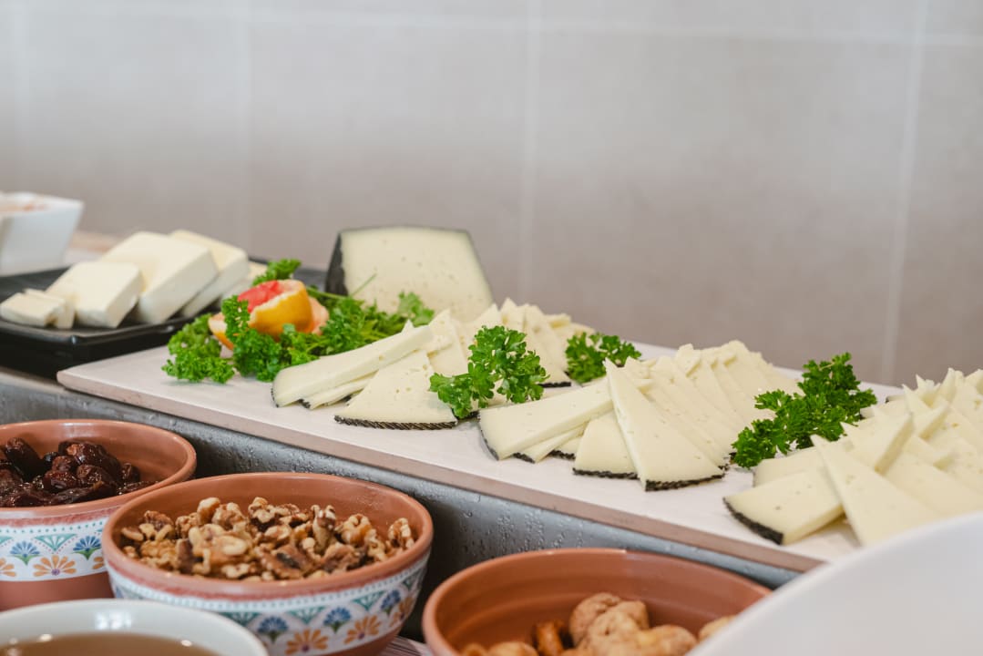 Gastro Parque Nereida Suites Hotel