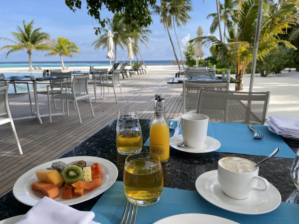 Gastro Outrigger Maldives Maafushivaru Resort