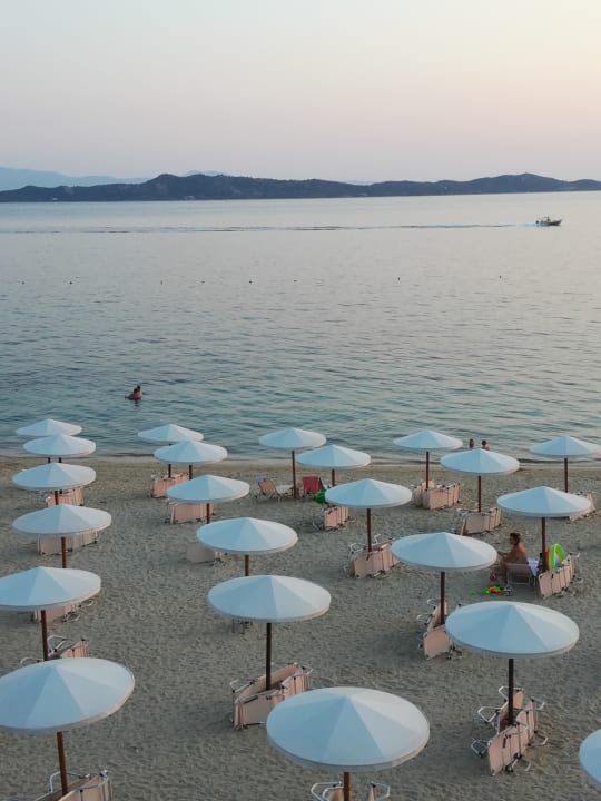 Strand Akrathos Beach Hotel