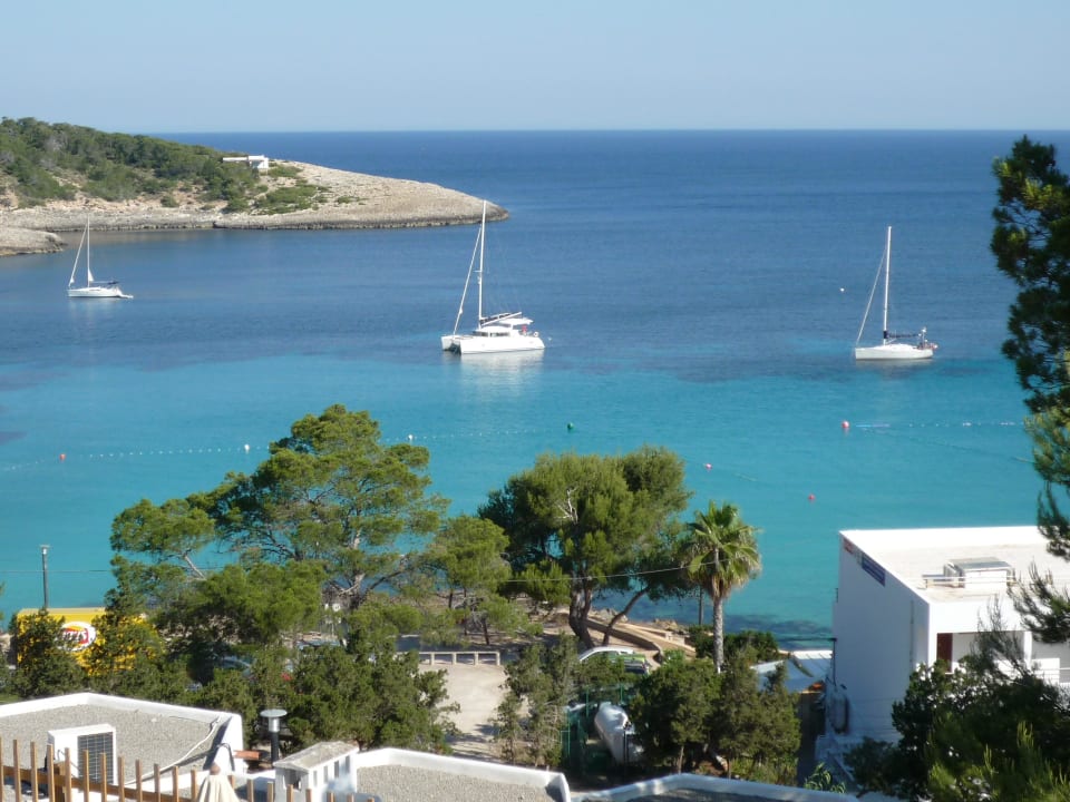 Blick vom Hotelpool auf Bucht Hotel Presidente