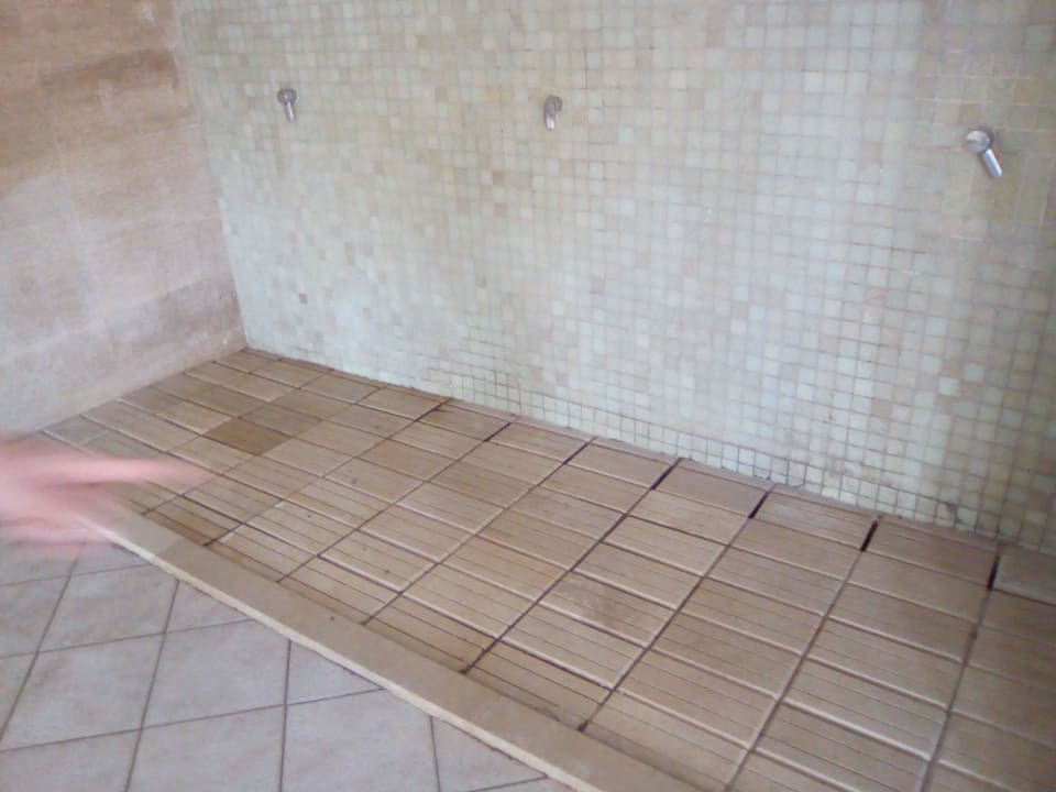 Dusche Hallenbad Hotel Rosa Beach