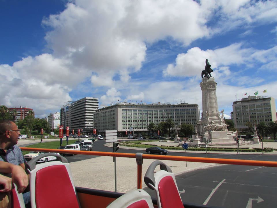 So siehts vor dem Hotel aus ibis Styles Lisboa Centro Marquês de Pombal