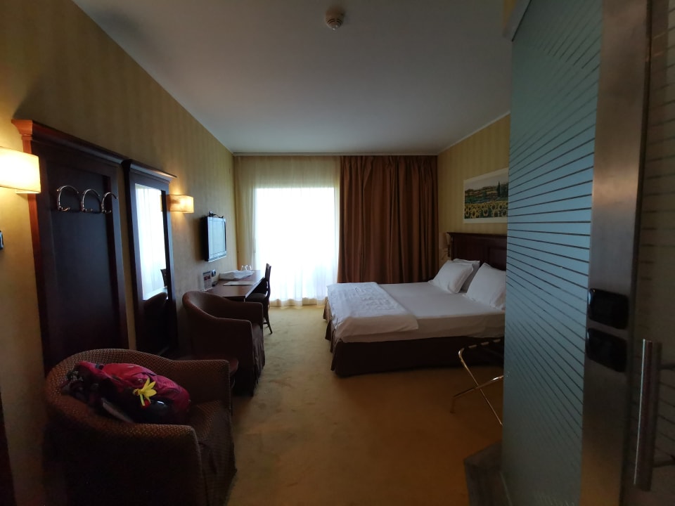 Zimmer Boffenigo - The Golden Hour