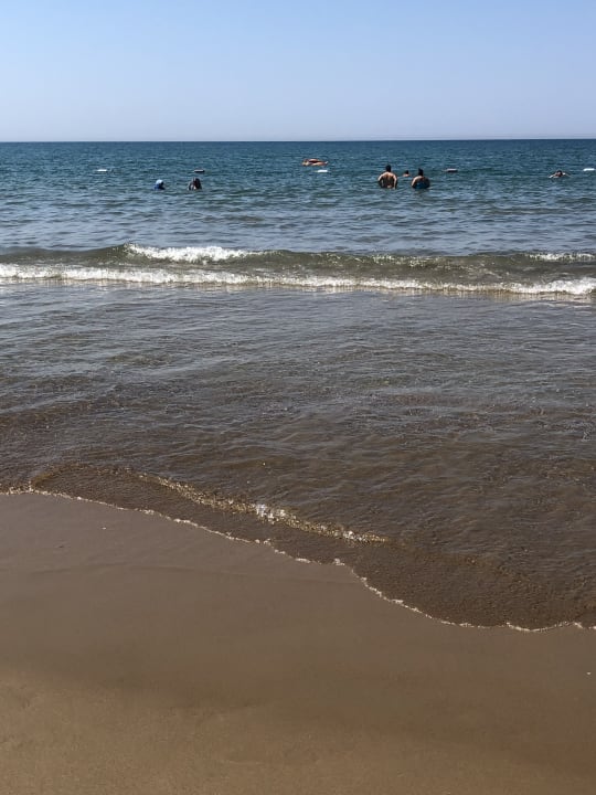 Strand Royal Taj Mahal Hotel