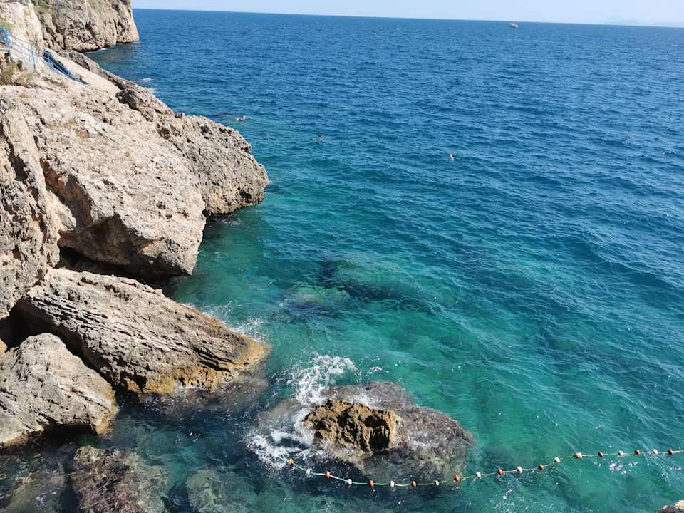 Strand Ramada Plaza by Wyndham Antalya