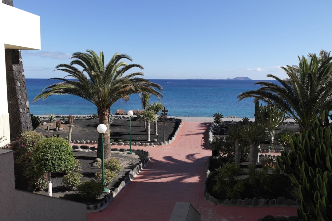 Weg zur Promenade SBH Hotel Royal Monica