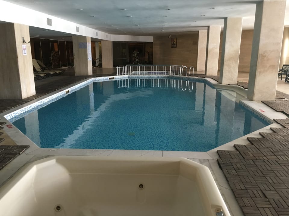 Pool Asteria Collection Side