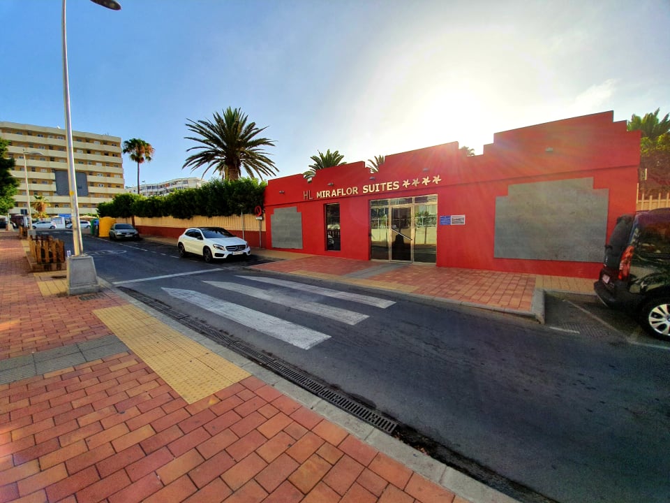 Außenansicht HL Miraflor Suites Hotel