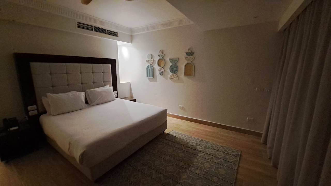 Zimmer Diamond Beach by Pearl Resort