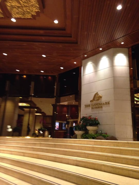 Hoteleingang The Landmark Bangkok