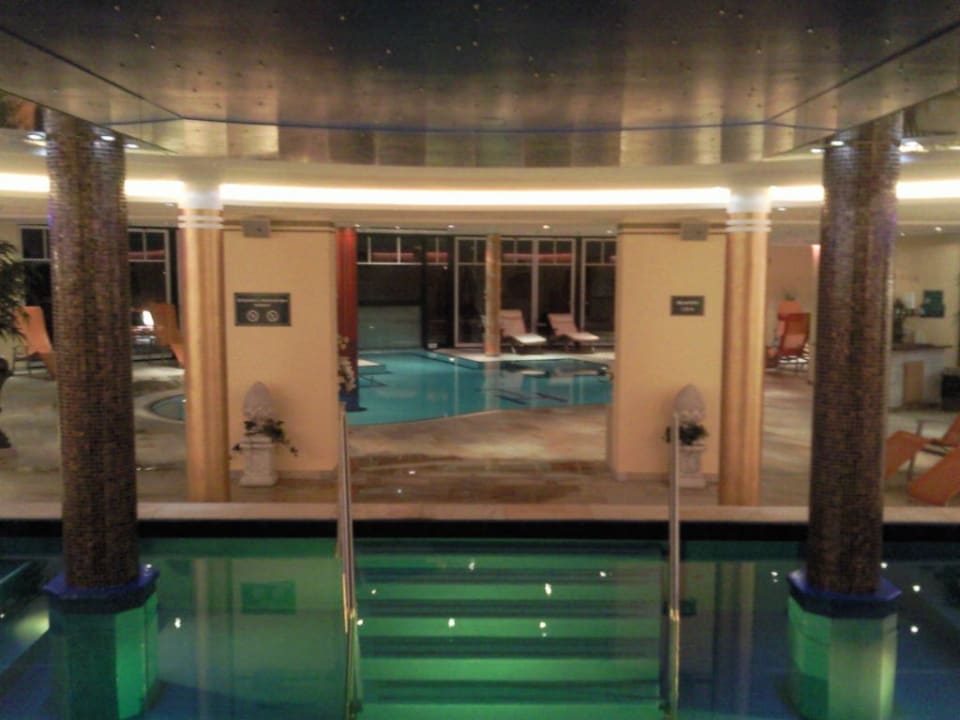 Beide Pools Hotel Tauernhof