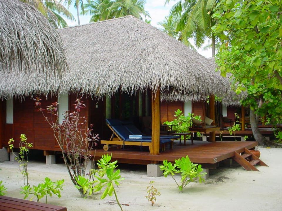 Bungalow Medhufushi Island Resort