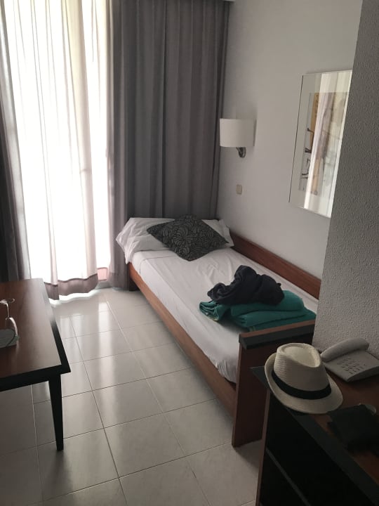 Zimmer Protur Vista Badia Aparthotel