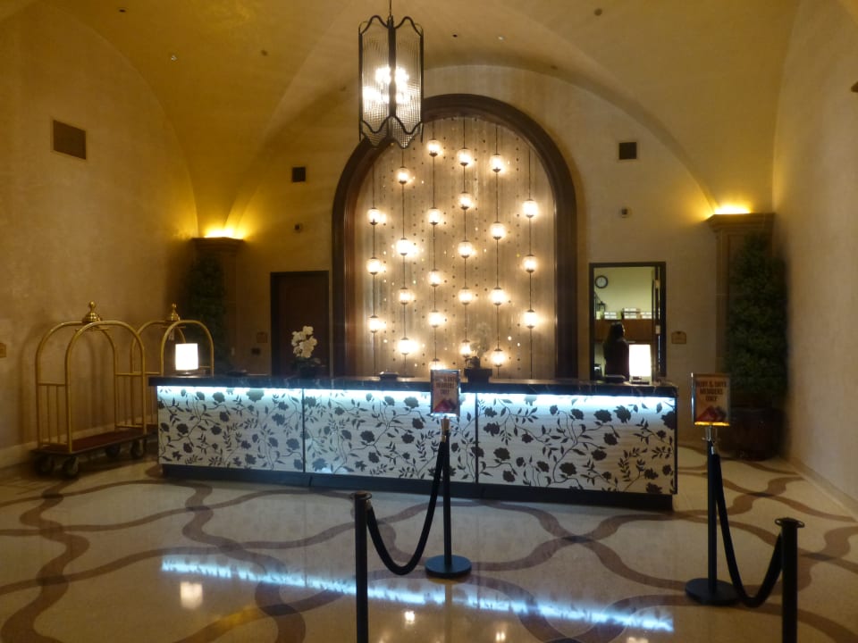 Lobby Hotel Casino del Sol Resort Tucson