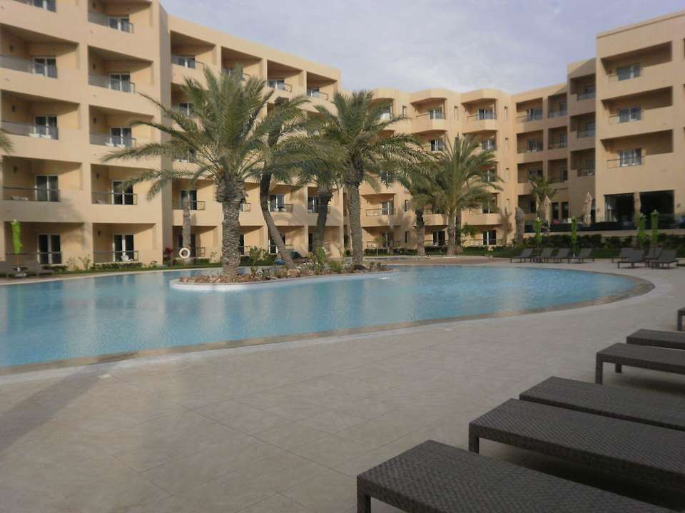 Basen Hotel Rosa Beach