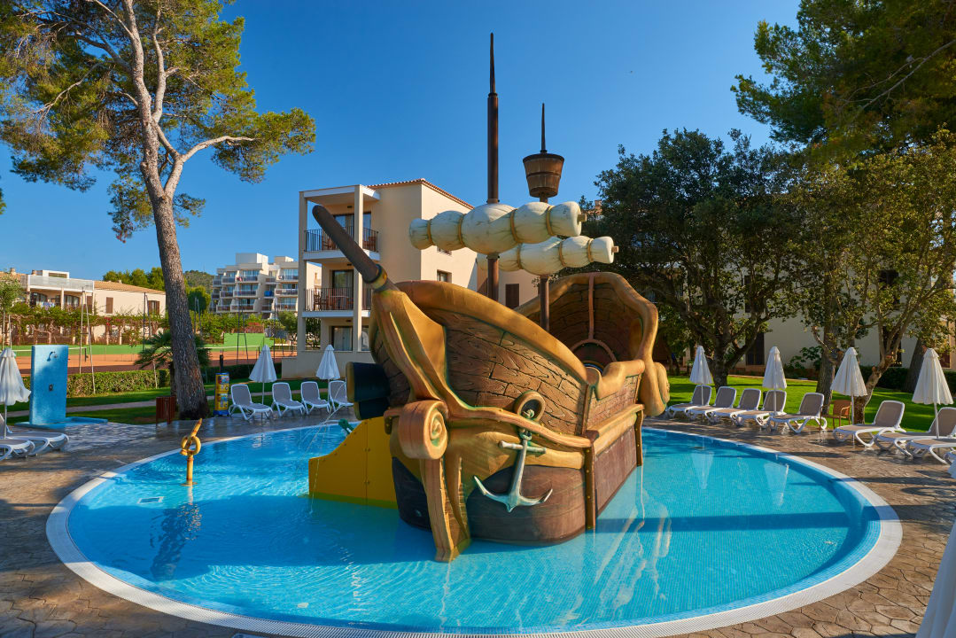 Neue Poolanlage  Protur Floriana Resort Aparthotel