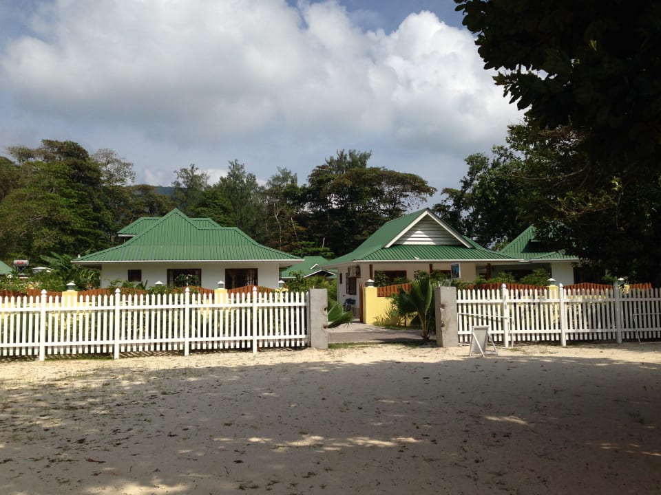 Vom Strand aus gesehen Le Chalet Surmer