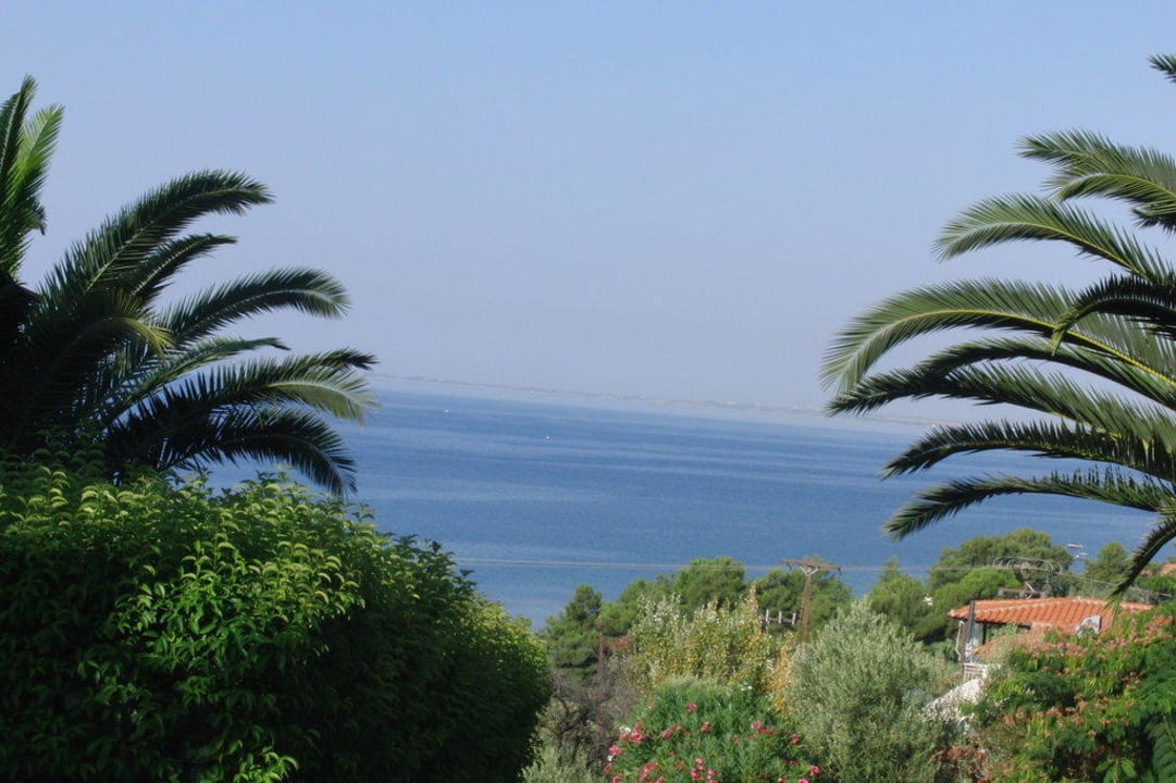 Meer Glavas Inn Hotel