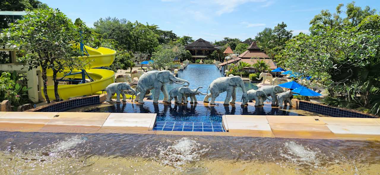 Pool Seaview Khao Lak Resort