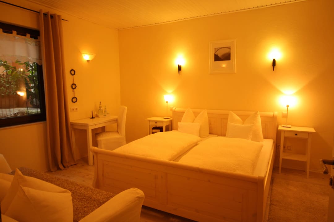 "Landhaus-Zimmer" Hotel Pfälzer Hof